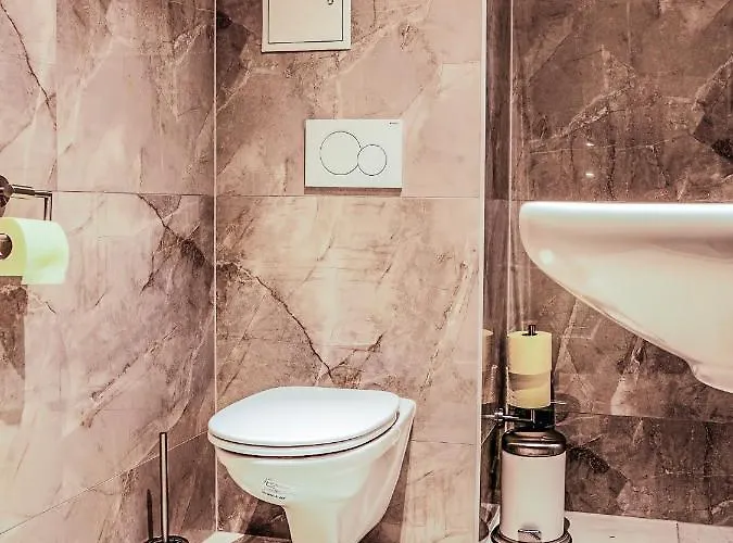 Appartement Wohnen Im Herzen Von Budget